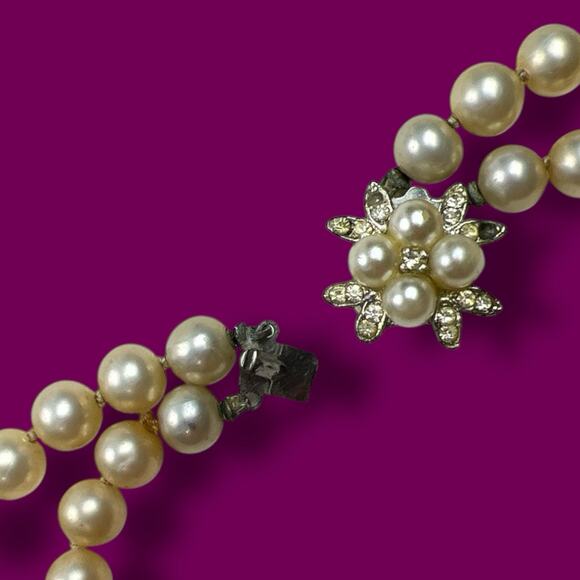 Vintage 1950s Double Strand Faux Pearl Necklace Rhinestone Flower Clasp 20 & 24” - Picture 5 of 7